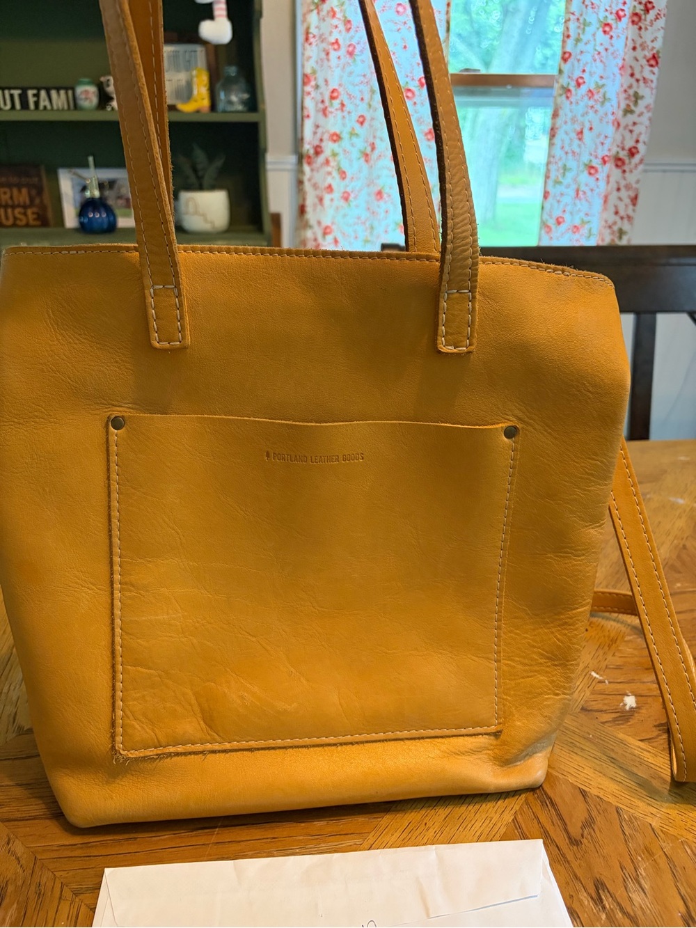 Portland Leather tote sunflower